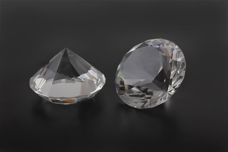 2 lb bag of clear acrylic diamond decorations for weddings parties and events