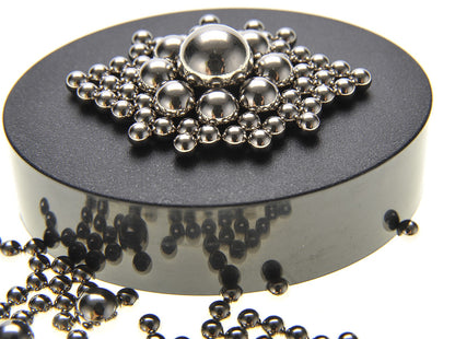 Magnetic Sculpture Desk Toy with 160 Balls & Base